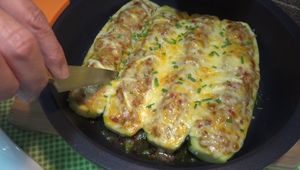 Receta Fácil: Calabacines Rellenos de Pollo y Verduras