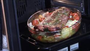 Costillas de Cerdo al Horno con Patatas: Receta Fácil