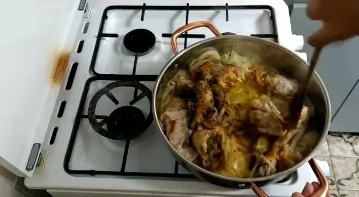 Remover para mezclar bien todos los ingredientes.