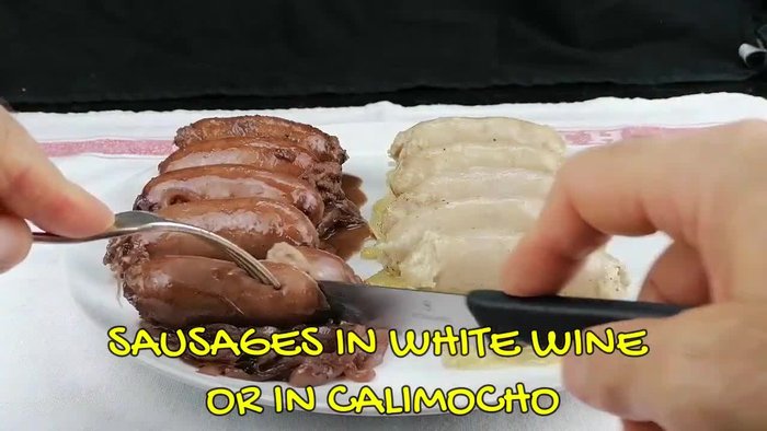 Preparación de los ingredientes: Picar el ajo y la cebolla.