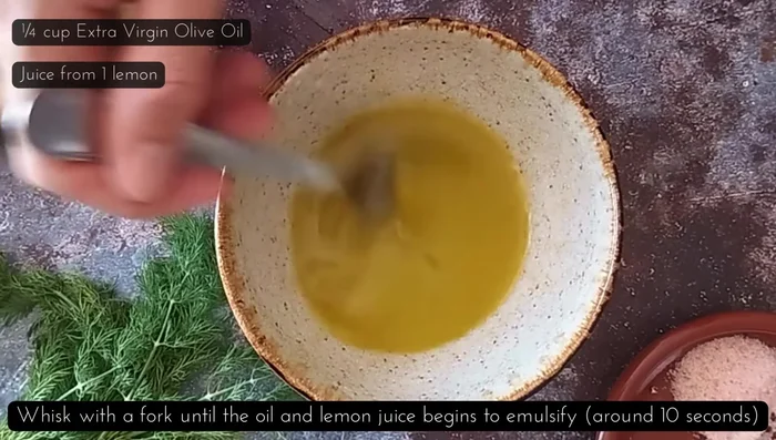 Cortar las verduras en trozos del tamaño deseado. (Aplausos indican la transición a esta etapa)
