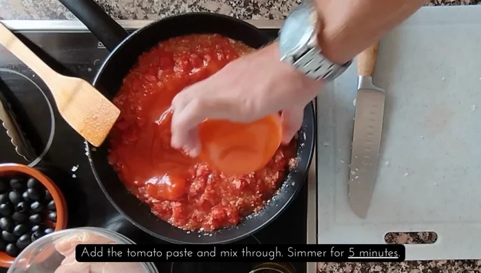 Remover bien y cocinar por unos minutos más.