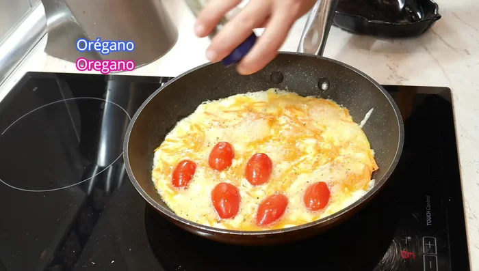 Espolvorear con orégano.