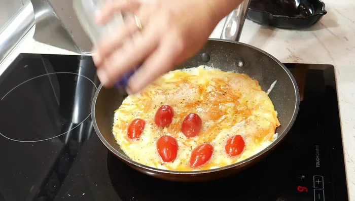 Dejar cocinar la parte de abajo.