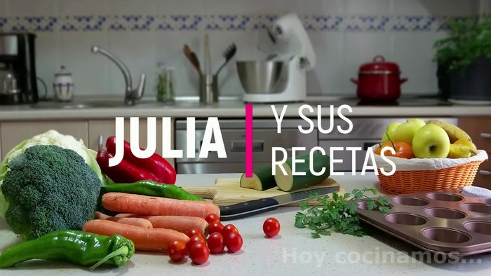 Cocer los huevos y pelarlos. Reservar.