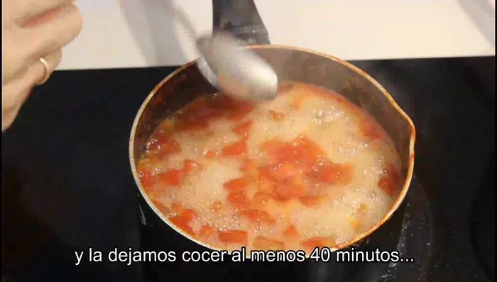 A mitad de cocción, opcionalmente, triturar con la batidora hasta obtener la textura deseada (se puede dejar con algunos grumos).