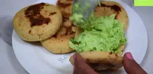 Arepas Económicas: Receta Fácil y Rica para Desayunos