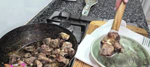 Costillas al Ajillo: Receta Fácil y Económica