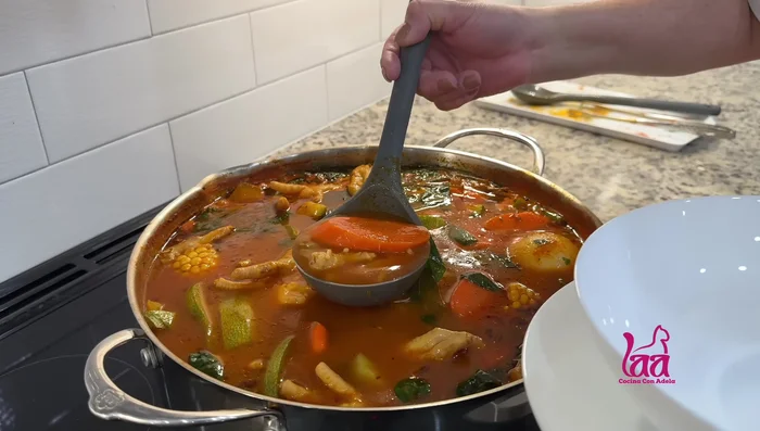 Servir y disfrutar. [454.879 - 491.72]