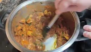 Receta Gallega: Calamares en Salsa (Encebollados) - ¡Fácil y Rápido!