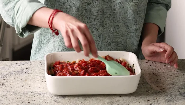 Agregar más queso vegano (mozzarella o parmesano). [144.2]