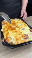 Calabresa con Papas al Horno: Receta Cremosa y Deliciosa