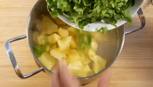 Caldo Gallego: Receta tradicional fácil y deliciosa