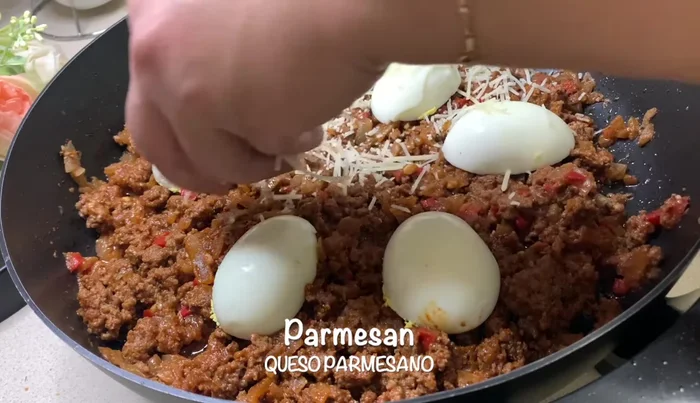Agregar queso de preferencia por encima.