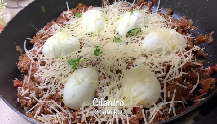 Agregar cilantro o perejil (opcional).