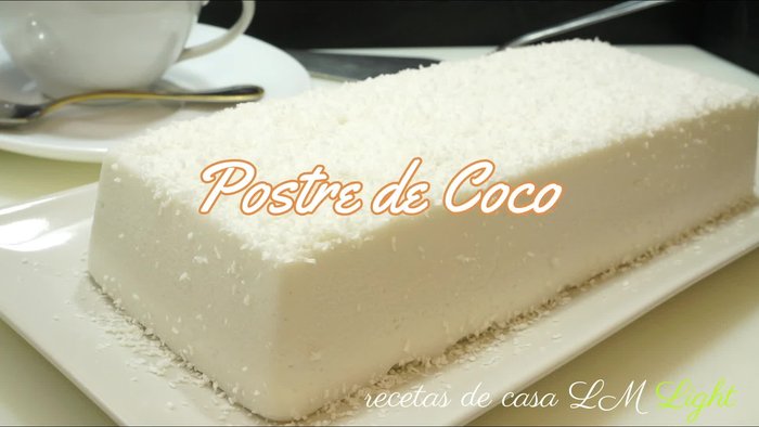 Mezcla muy bien la leche de coco, el eritritol (o edulcorante) y la maicena hasta que no queden grumos. (Asegúrate de que no haya grumos)