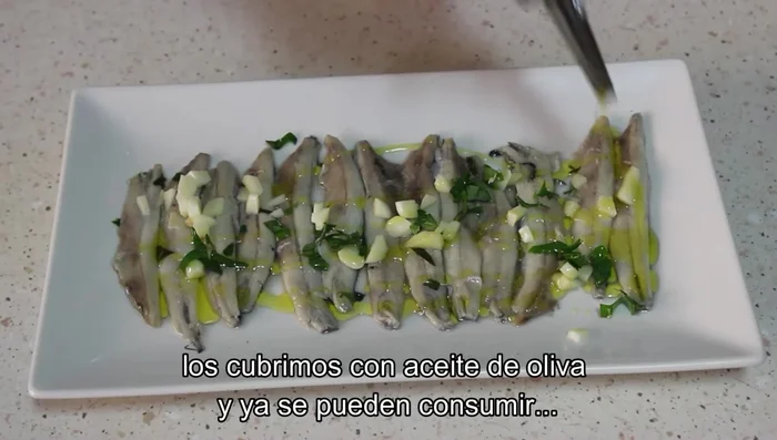 Cubrir con aceite de oliva.