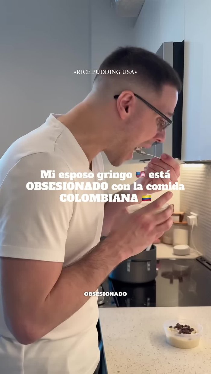 Llevar a ebullición a fuego medio, revolviendo ocasionalmente para evitar que se pegue.