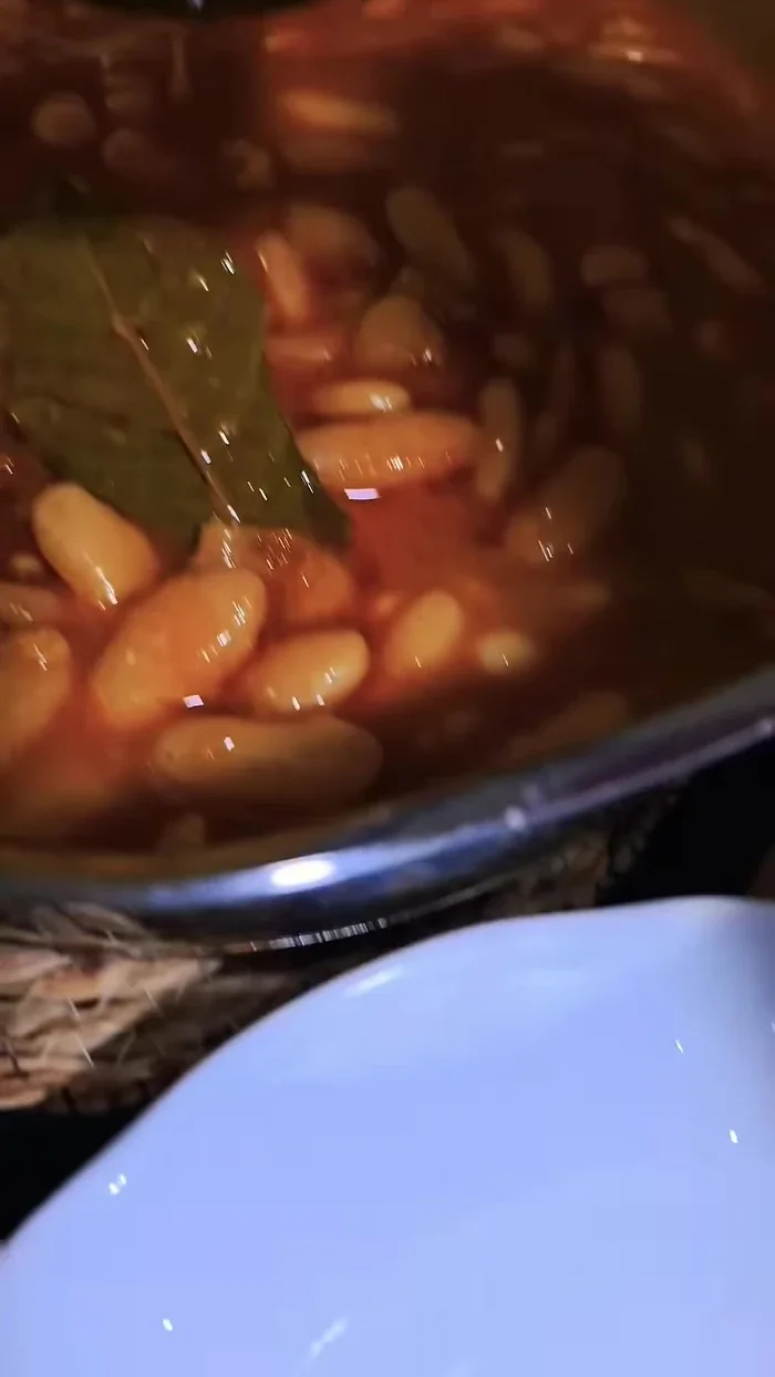 Sirve y disfruta de tu fabada.