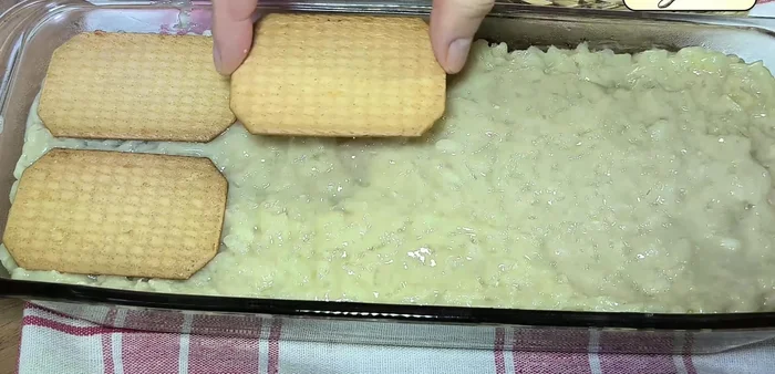 Presionar ligeramente las galletas.