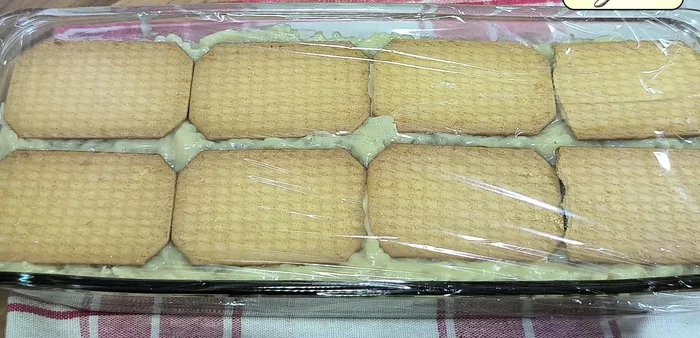 Refrigerar mínimo 4 horas (preferiblemente toda la noche).