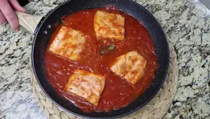 Receta de Salmón en Salsa de Tomate Española: ¡Delicioso y Fácil!