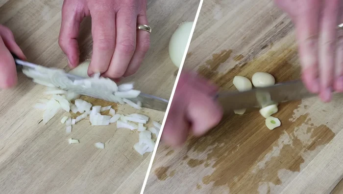 Picar la cebolla y el ajo. Agregarlos a la sartén y mezclar hasta que estén cubiertos de aceite.