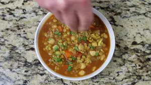 Receta Harira Marroquí: Sopa de Tomate y Lentejas (Fácil y Rápida)