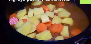 Carne de Res Suavecita con Papas: Receta Fácil y Jugosa