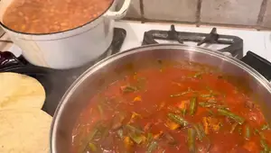Chile Rojo con Carne de Puerco y Nopales: Receta Zacatecas
