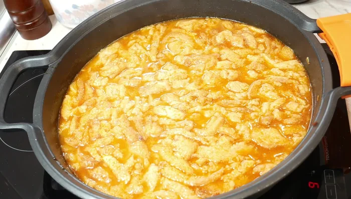 Probar y rectificar de sal si es necesario.