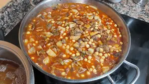 Receta Ropa Vieja Gallega: Aprovecha el Cocido