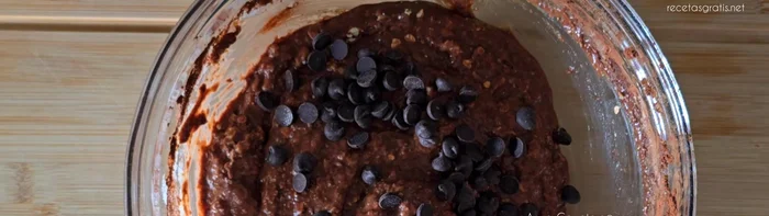 Precalentar el horno a 180°C.