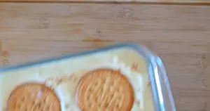 Tarta de queso y galletas: Receta fácil sin horno, cuajada ni gelatina