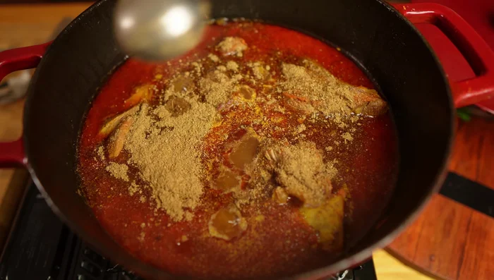 Agregar el Nihari Masala y cocinar durante 2-3 minutos (416.16).