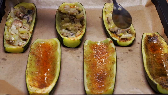 Espolvorear con queso rallado.