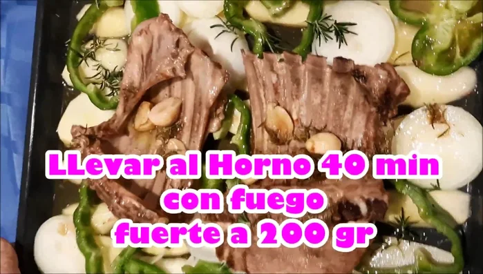 Volver a llevar al horno por otros 40 minutos aproximadamente a 200 grados.