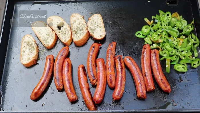 Si lo deseas, puedes agregar un poco de hierbas frescas para dar sabor.