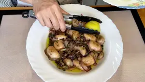 Sepia Frita al Ajillo: Receta fácil y deliciosa
