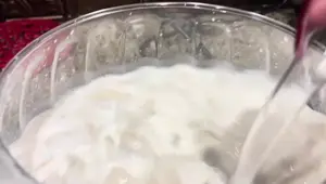 Receta de Agua de Coco con Almendra: Refrescante y Deliciosa