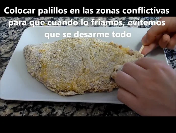 Insertar palillos para evitar que se abra durante la fritura (173.61).