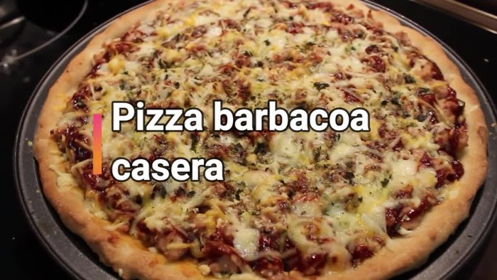 Freír la carne picada en una sartén con un poco de aceite, sal y pimienta hasta que esté dorada. (2.879)