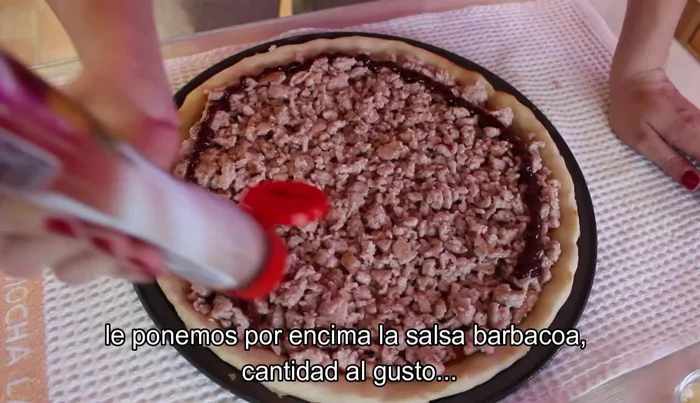 Añadir salsa barbacoa al gusto. (88.96)