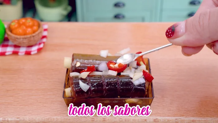 Dejamos que la anguila absorba los sabores.